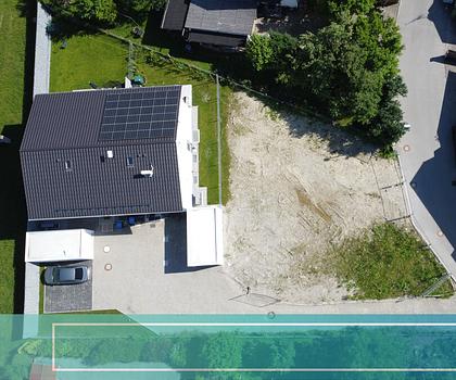 Baugrundstück mit bereits erbrachten Bauleistungen für den Bau einer Doppelhaushälfte