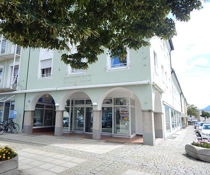 Gewerbeflächen in bester Lager, in der Fußgängerzone von 83395 Freilassing - frei ab sofort