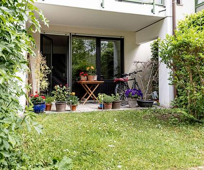 Großzügige 1-Zimmer-Erdgeschosswohnung mit Süd-Terrasse in Bogenhausen