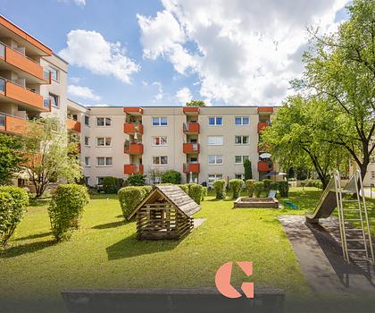 Attraktive Dachgeschosswohnung in Bogenhausen mit idealer Anbindung und hohem Wohnwert