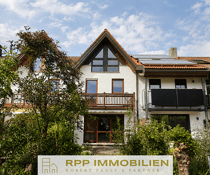 Reihenhaus mit besonderem Charme in Berglwald-Nähe und Feldlage